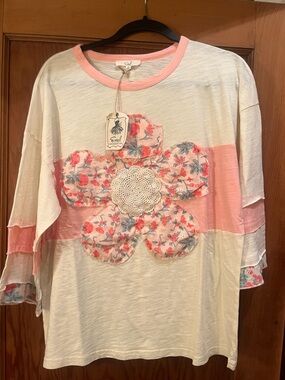 easel Cream & Pink Floral Crochet-Applique Long Sleeve Tee